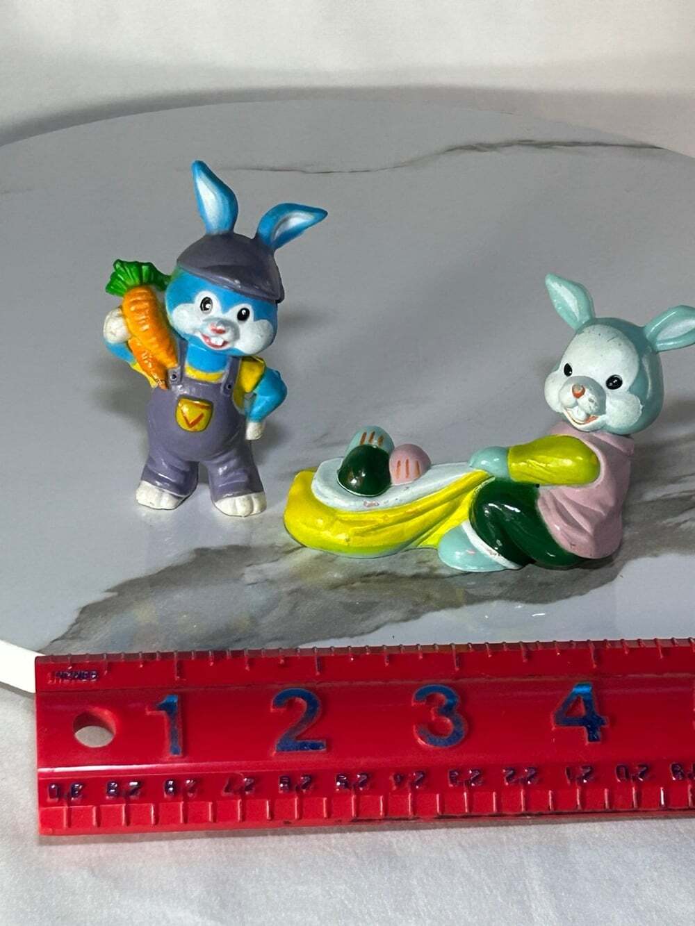 VTG plastic Easter bunny decoration figurines